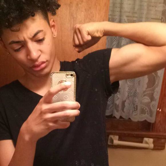 Meet your Posher, Shmateo - Picture 1 of 1